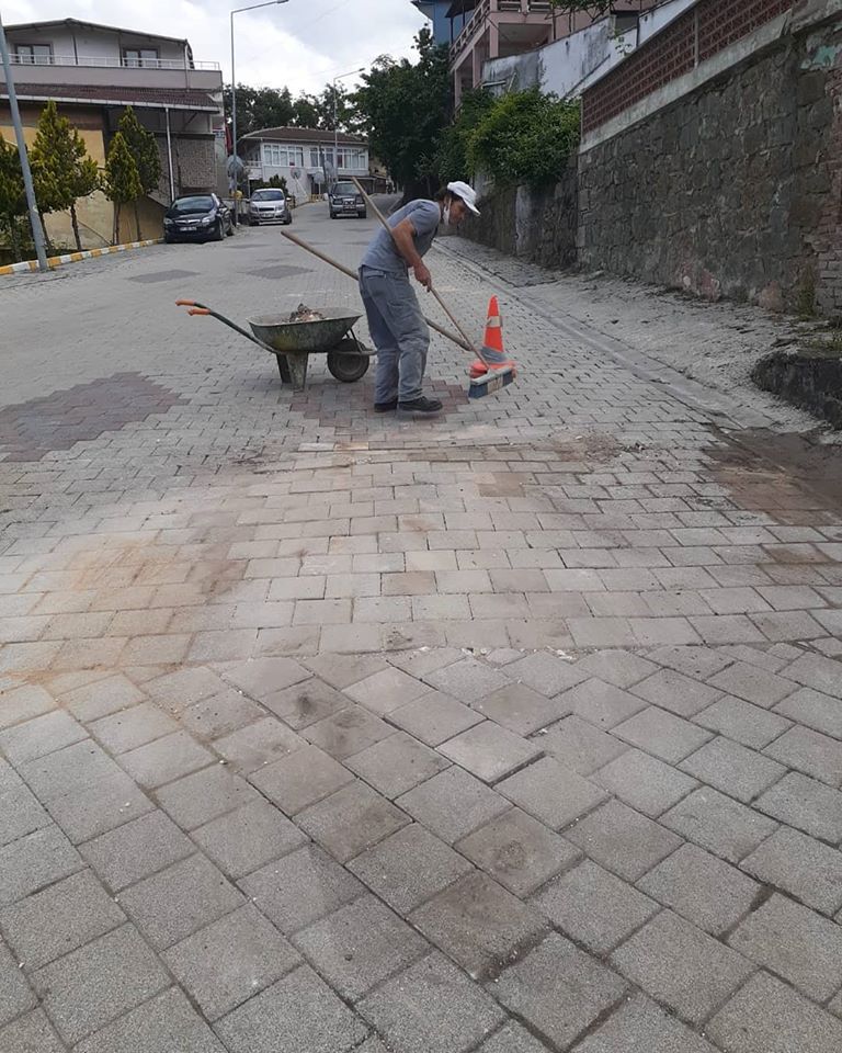 ARIZALI PARKE VE YOL TAMİRATI