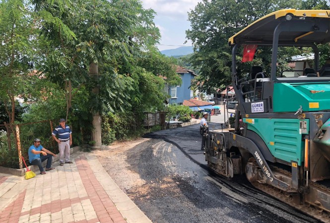 İlçemizde Çevre Düzenlemeleri Tüm Hızıyla Devam ediyor