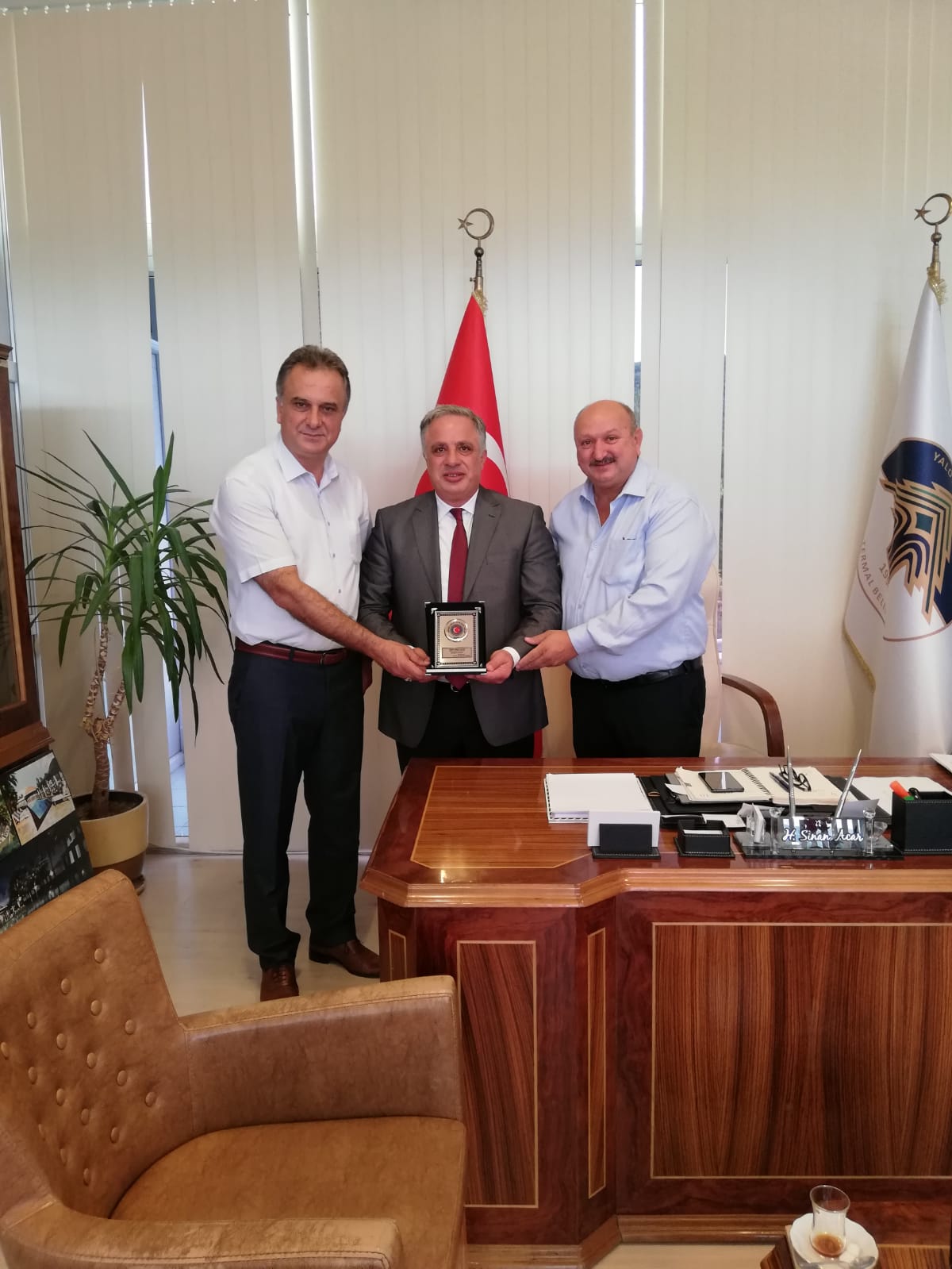 HARB-İŞ  Otel İşletme Müdüründen Baskanımıza Ziyaret