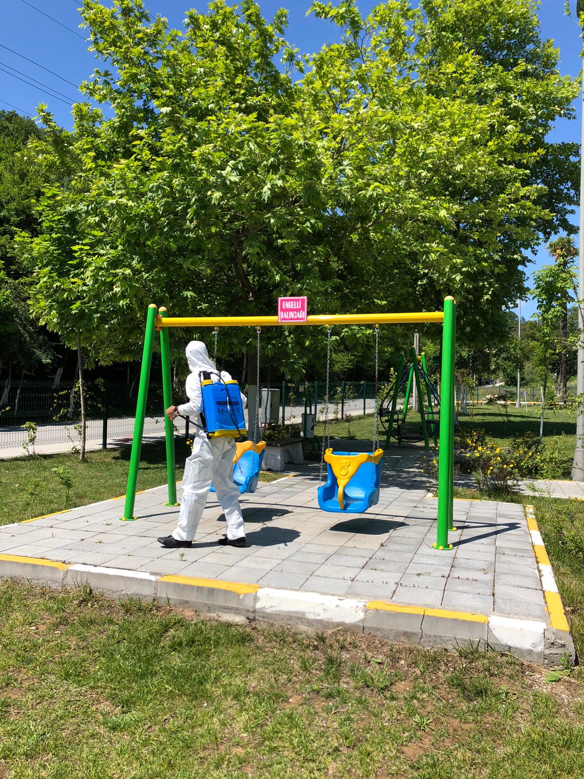 ÇOCUK PARKLARIMIZI VE EĞLENCE ALANLARIMIZI İLAÇLADIK