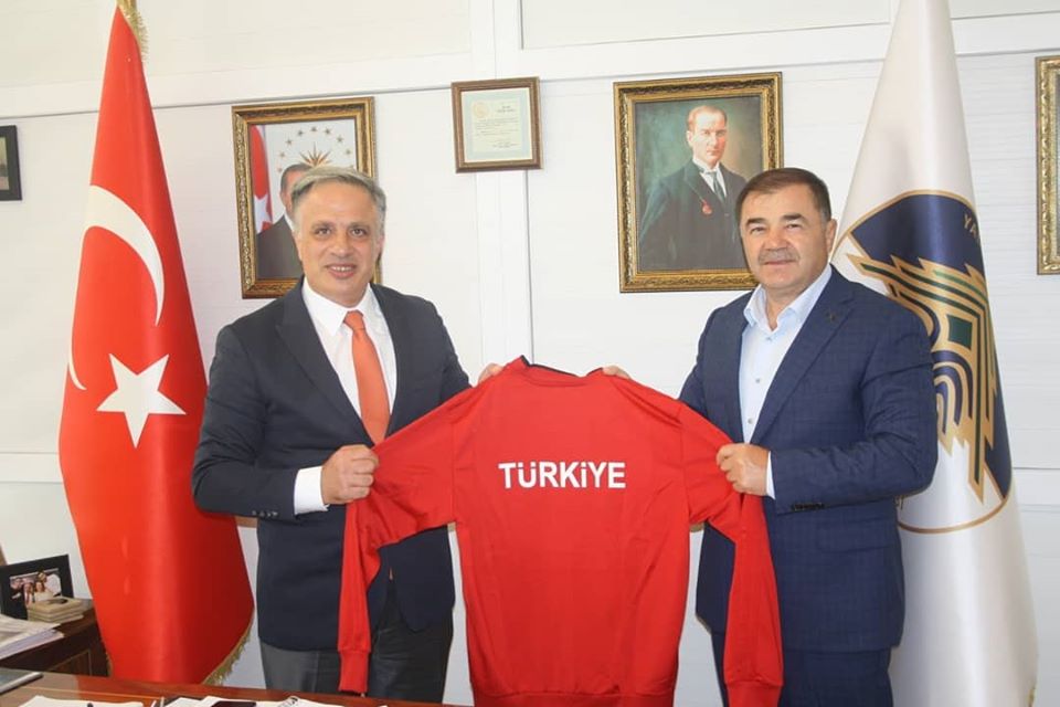 GÜREŞ FEDERASYON BAŞKANI MUSA AYDIN' DAN ZİYARET