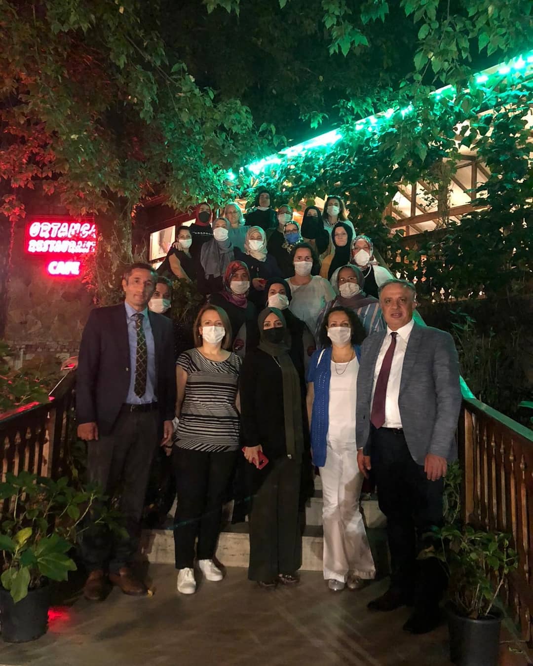 AK PARTİ KADIN KOLLARI TEŞEKKÜR ve BAŞARI YEMEĞİ