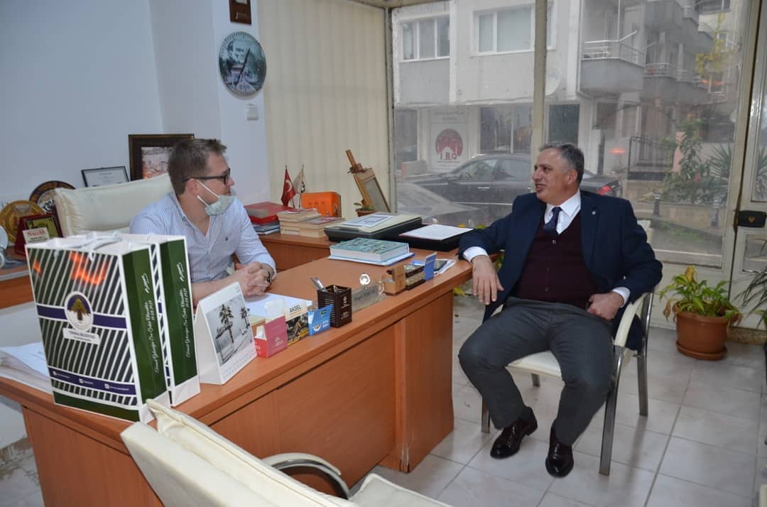 BAŞKAN ACAR' DAN GAZETELERE ZİYARET