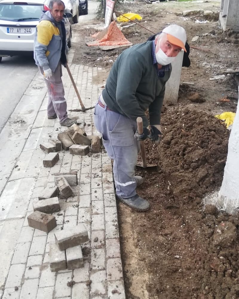 KALDIRIM ÇALIŞMALARIMIZ DEVAM EDİYOR
