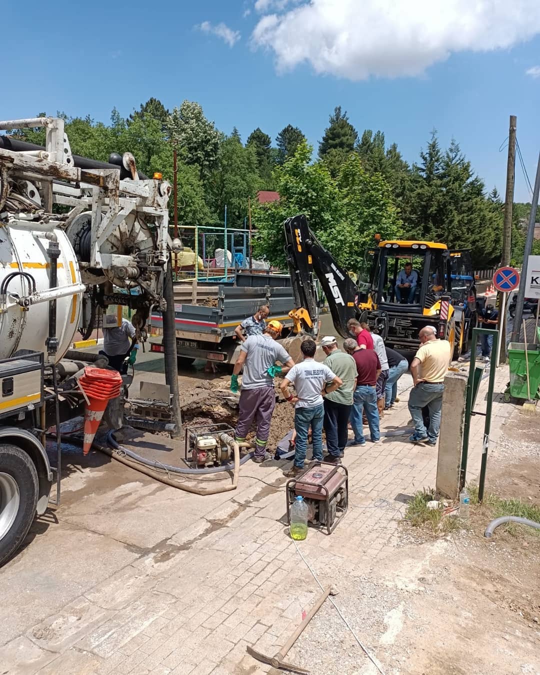 KANALİZASYON HATLARI ONARIM ÇALIŞMALARI