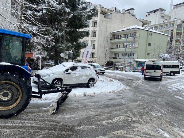 KAR KÜREME ÇALIŞMALARI
