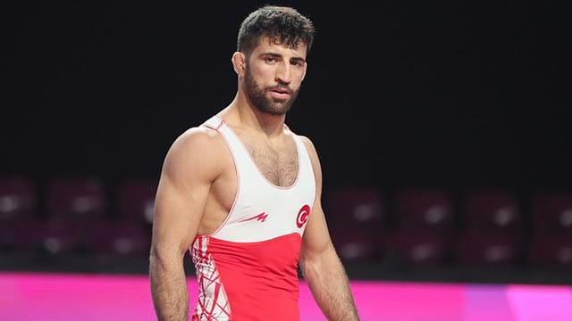 AVRUPA GÜREŞ ŞAMPİYONASINDA GREKOROMEN STİL 67 KG FİNALİNDE ŞAMPİYON OLAN MURAT FIRAT'I TEBRİK EDİYORUZ