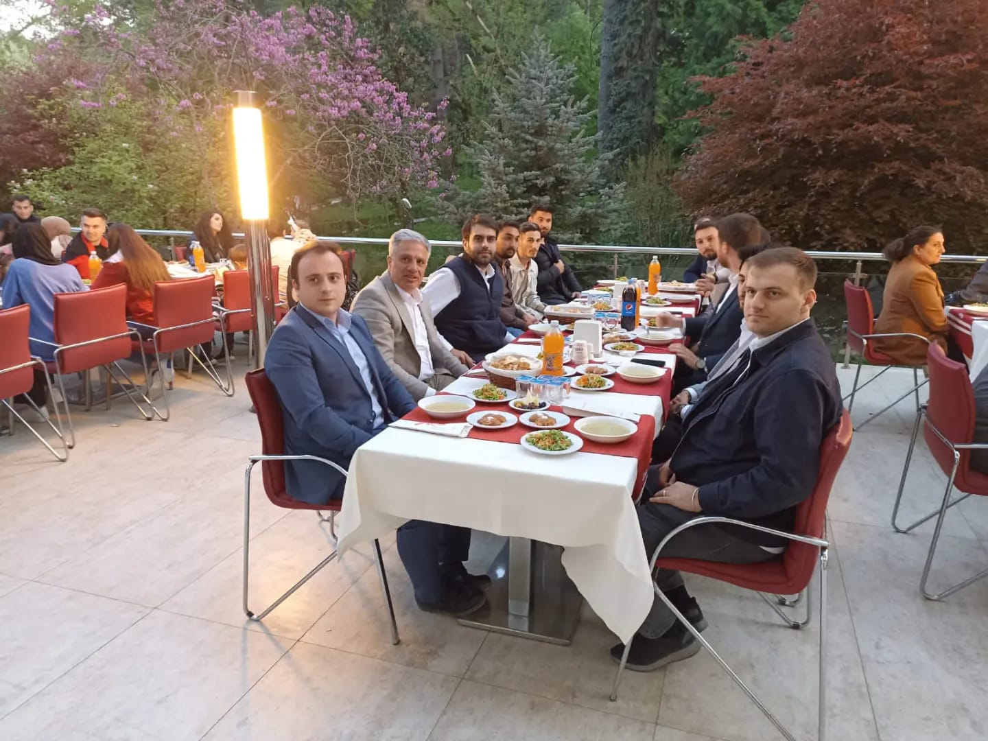 İLÇE GENÇLERİMİZLE İFTAR YEMEĞİNDE BİR ARAYA GELDİK