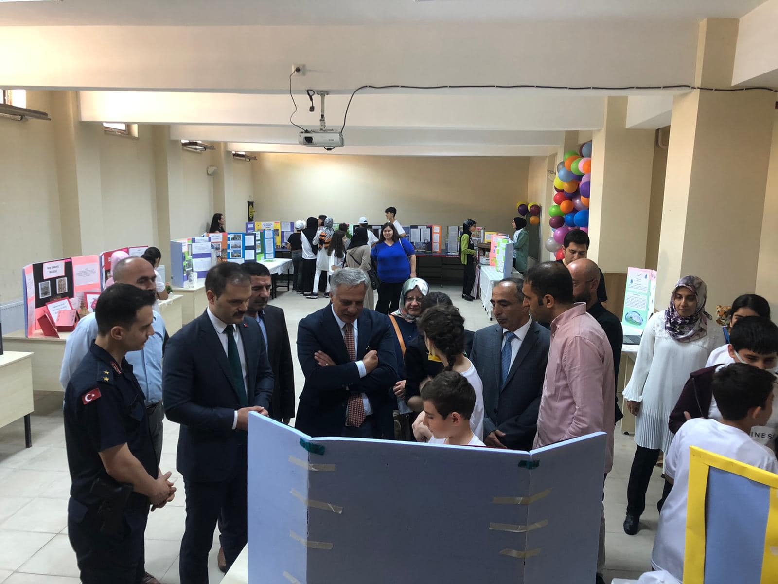 BELEDİYE BAŞKANIMIZ H.SİNAN ACAR 4006 TUBİTAK BİLİM FUARI DESTEKLEME PROGRAMINA KATILIM SAĞLADI