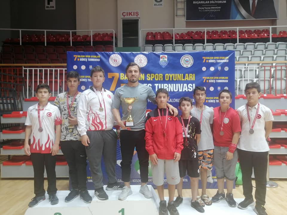 TERMAL BELEDİYE SPOR GÜREŞ TAKIMI
