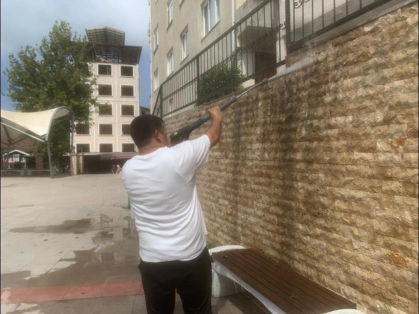 TERMAL MEYDAN'INDA LEKE ÇIKARTMA VE TEMİZLİK ÇALIŞMALARI