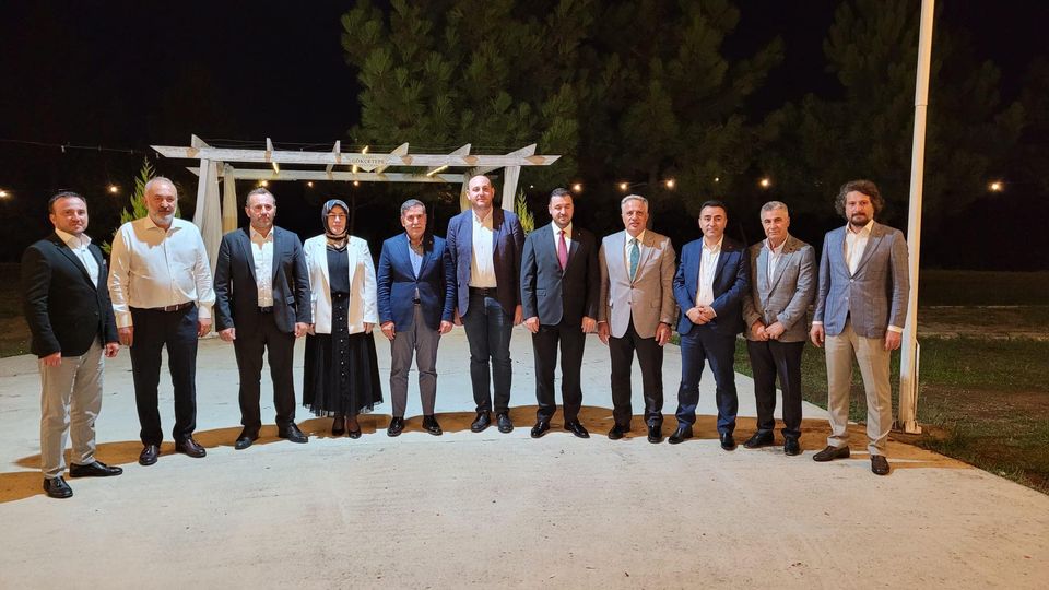 BAŞKANIMIZ H.SİNAN ACAR İLÇEMİZE GELEN ADANA MİLLETVEKİLİ SN. AHMET ZEMBİLCİ'Yİ TERMAL' DE AĞIRLADI