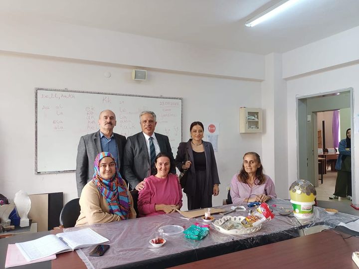BAŞKANIMIZ H.SİNAN ACAR TERMAL HALK EĞİTİM MERKEZİNDE AÇILAN ÖZEL SINIFI ZİYARET ETTİ