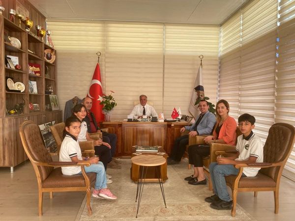 BAŞKAN ACAR' A ZİYARET