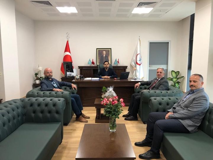 BELEDİYE BAŞKANIMIZ H.SİNA ACAR'DAN YALOVA DEVLET HASTANESİ BAŞHEKİMİ UZM.DR.HASAN ERGENÇ'E ZİYARET