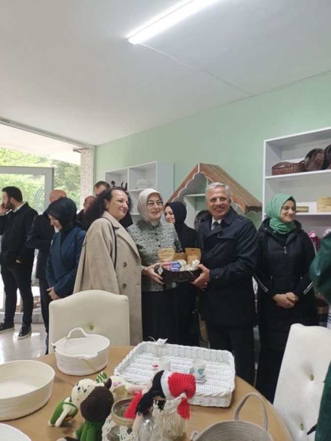 AK PARTİ MİLLETVEKİLİMİZ MELİHA AKYOLU İLÇEMİZDE AĞIRLADIK
