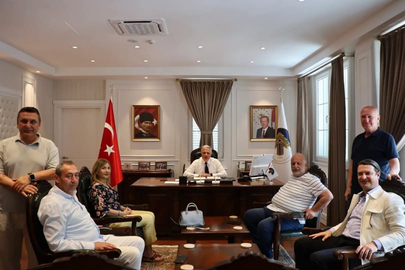 BAŞKAN ACAR'A ZİYARET.