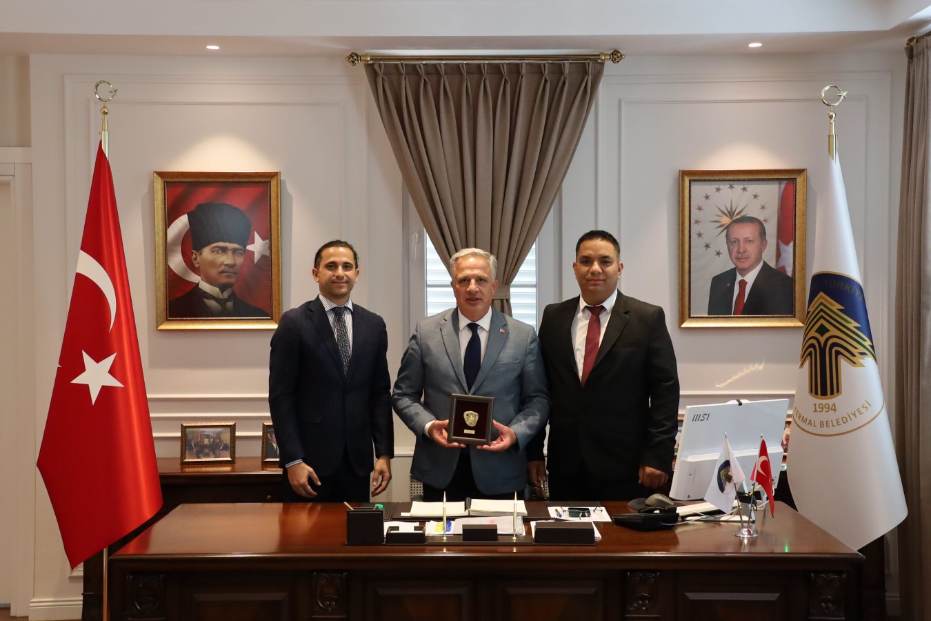 BAŞKAN ACAR'A ZİYARET