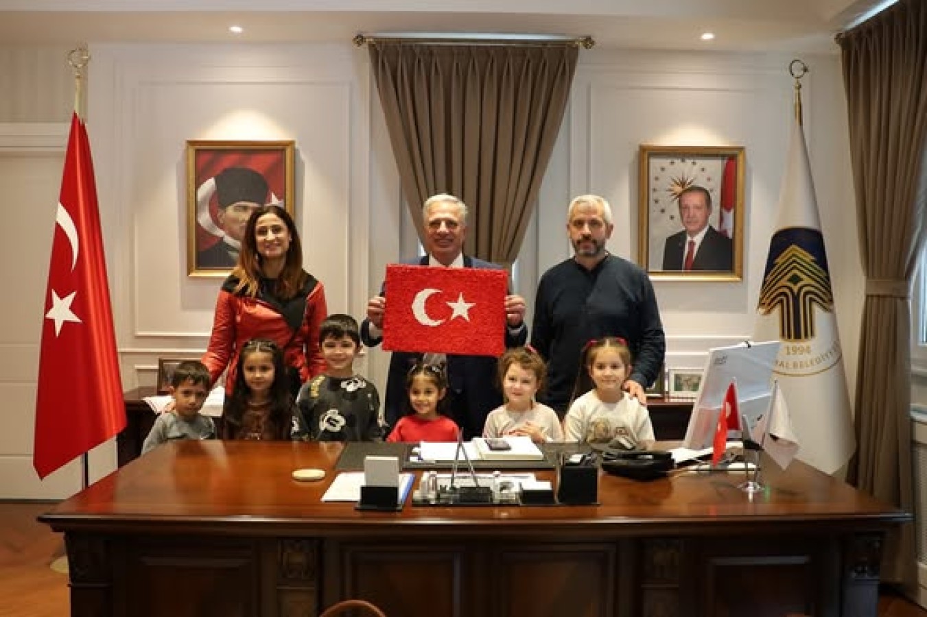 BAŞKAN ACAR'A ZİYARET