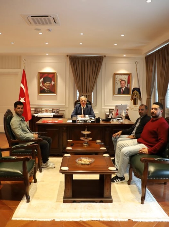 BAŞKAN ACAR'A ZİYARET