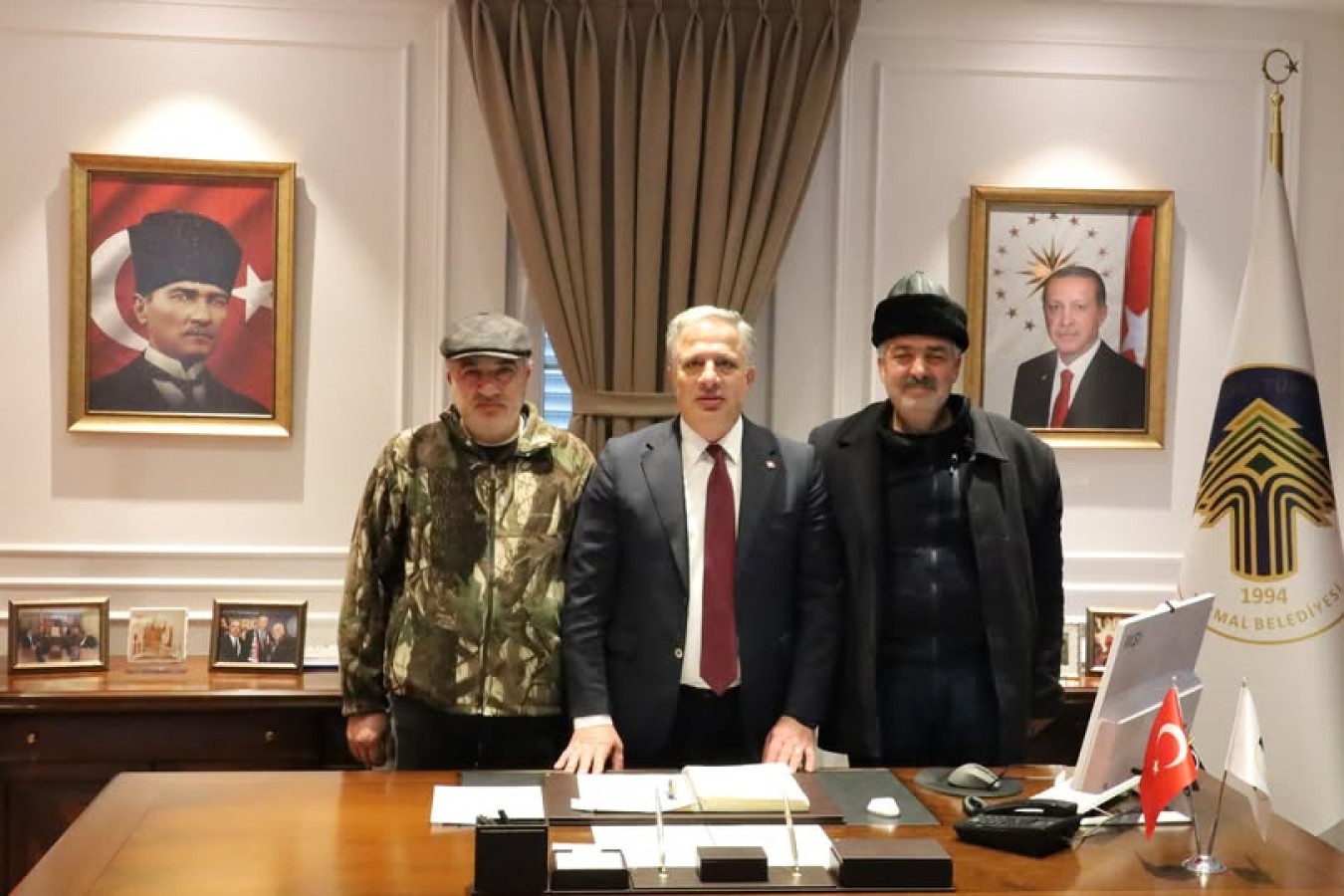 BAŞKAN ACAR'A ZİYARET