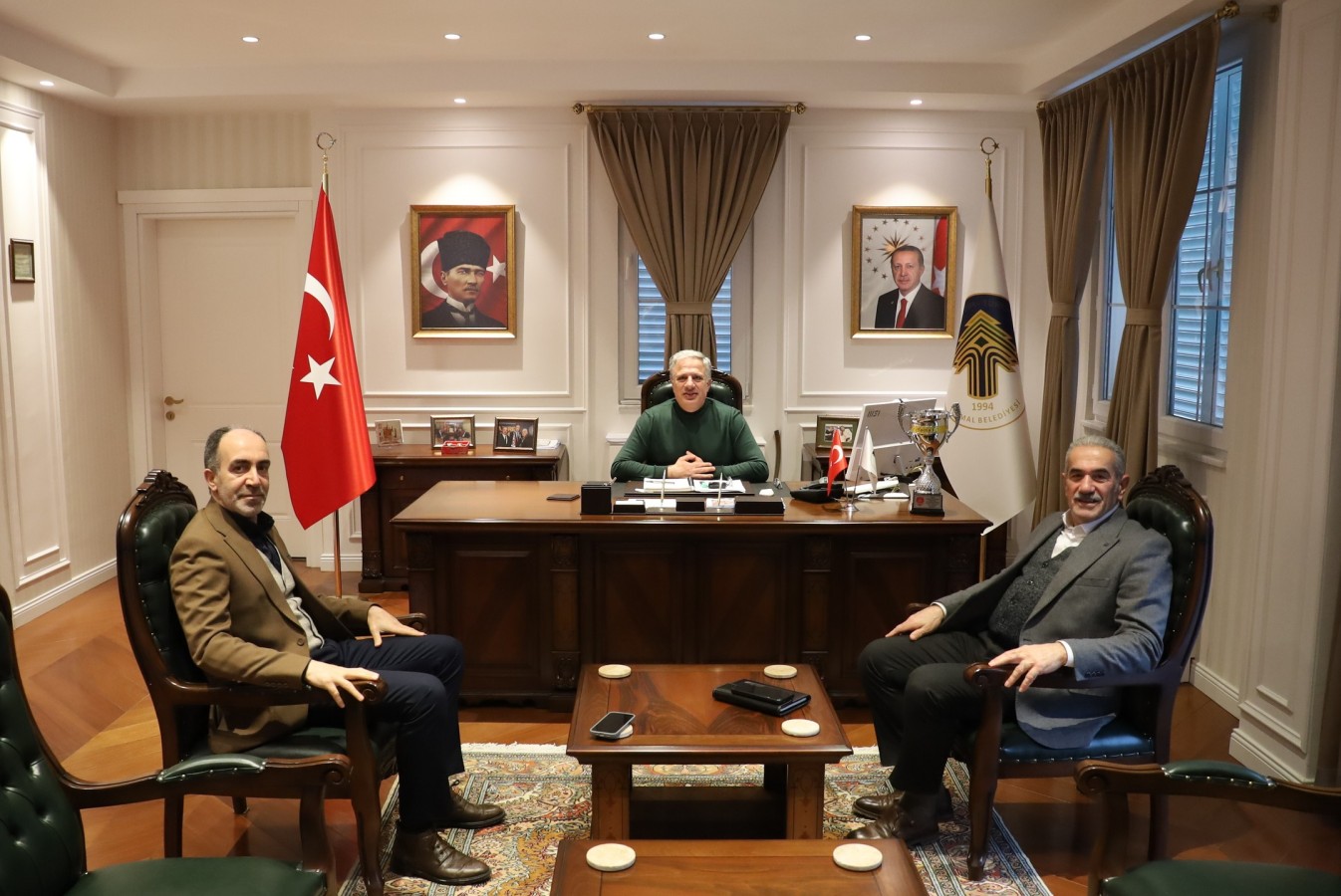 BAŞKAN ACAR'A ZİYARET