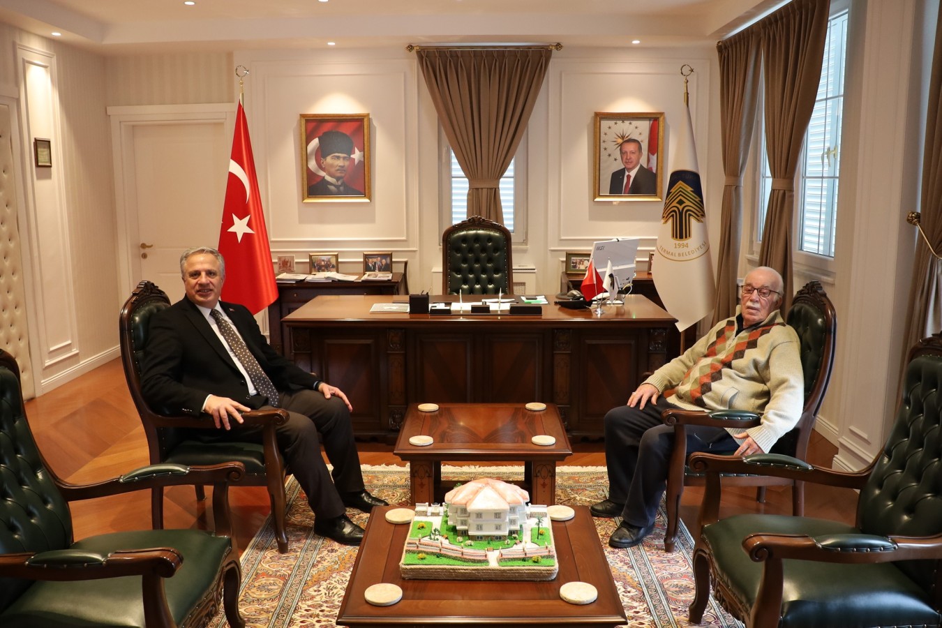 BAŞKAN ACAR'A ZİYARET