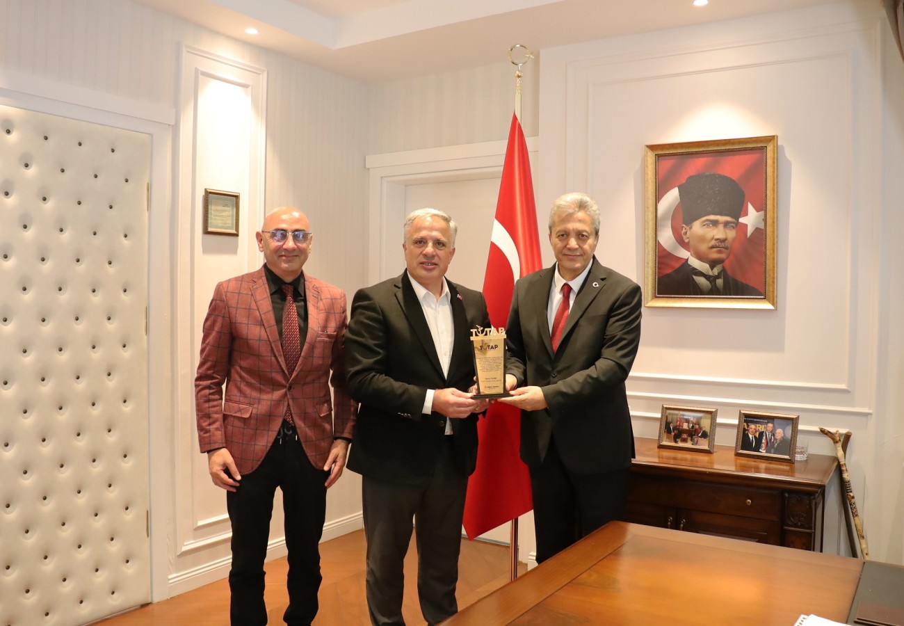 BAŞKAN ACAR'A ZİYARET