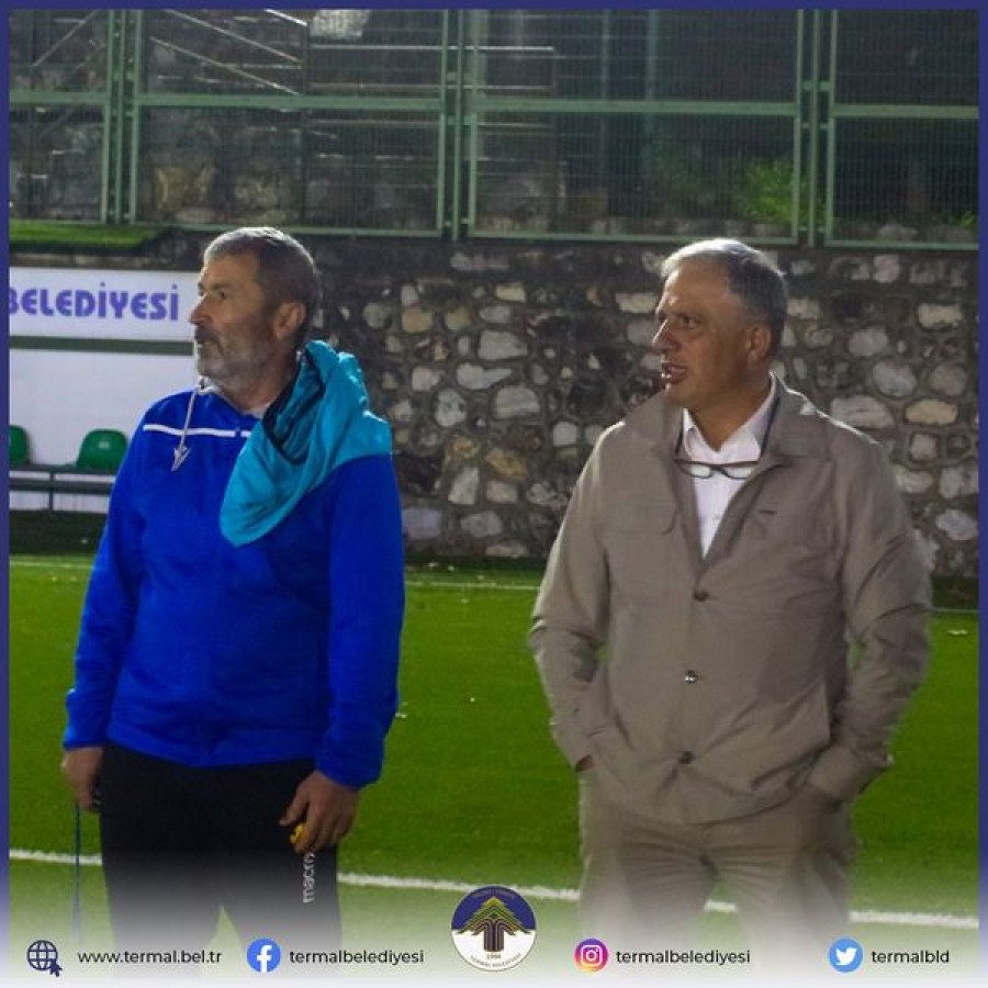 BAŞKANIMIZ H.SİNAN ACAR TERMAL BELEDİYE SPOR TAKIMINI ANTRENMAN DA ZİYARET ETTİ