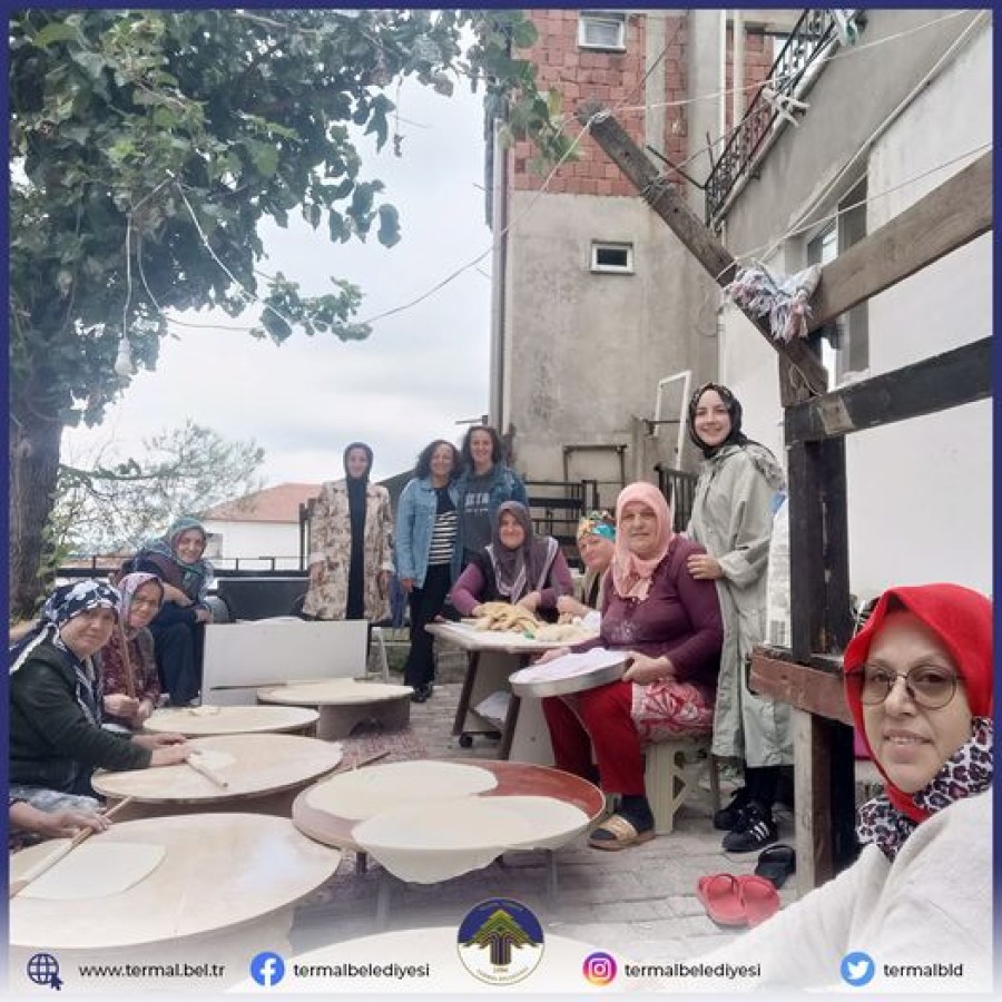 KADINLARIMIZ İLÇEMİZ GELENEKLERİNİ YAŞATIYOR