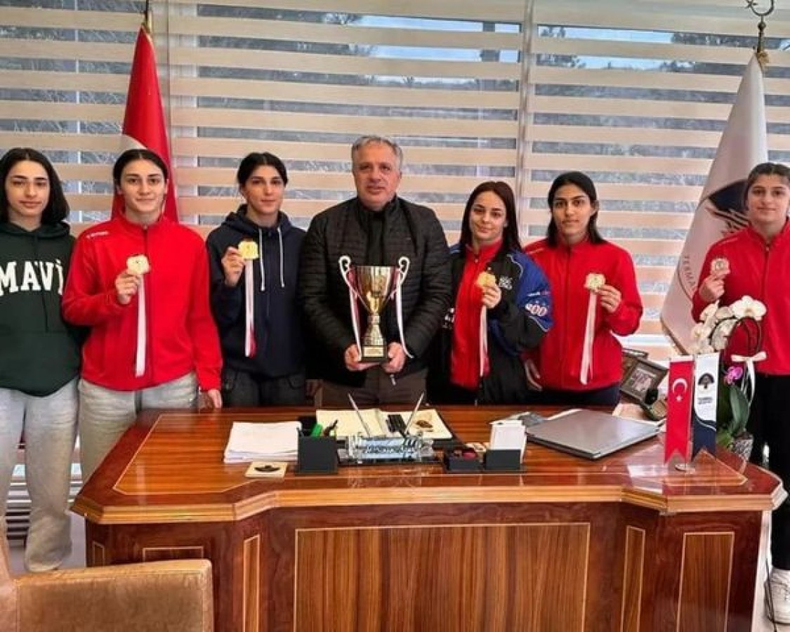 TERMAL BELEDİYESPOR KADIN GÜREŞ TAKIMI ŞAMPİYON OLDU