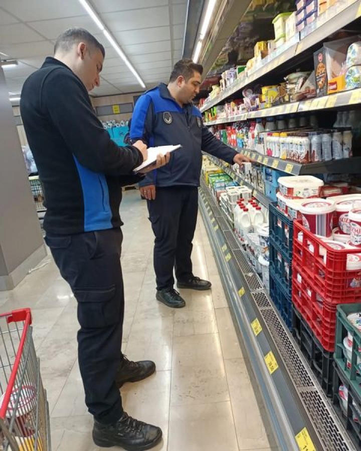 ZABITA AMİRLİĞİMİZDEN MARKETLERDE ETİKET KONTROLÜ